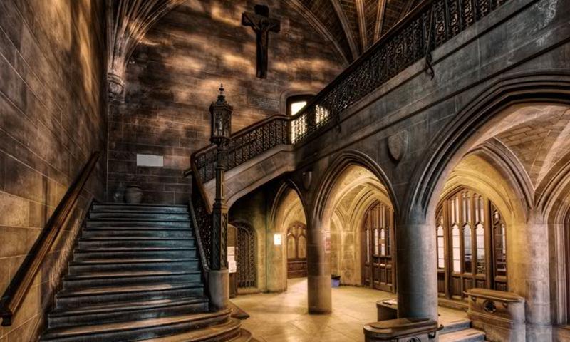 Escape From Alnwick Castle